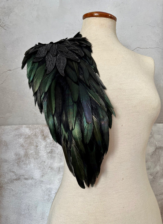 Black Feather Shawl, Shoulder Pad, Feather Epaulette, for Larp, Medieval, Festival, Cosplay and Steampunk, Gothic Costumes Accessory